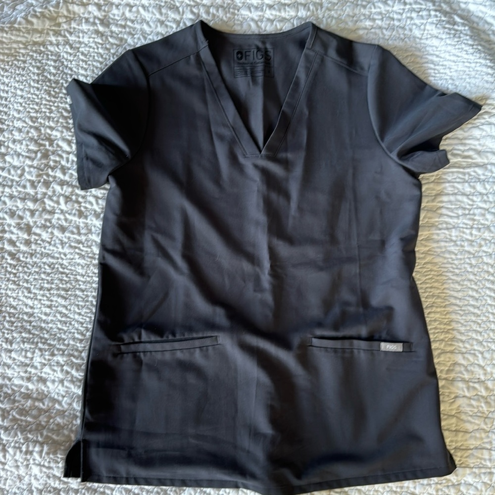 Figs Casma three pocket scrub top